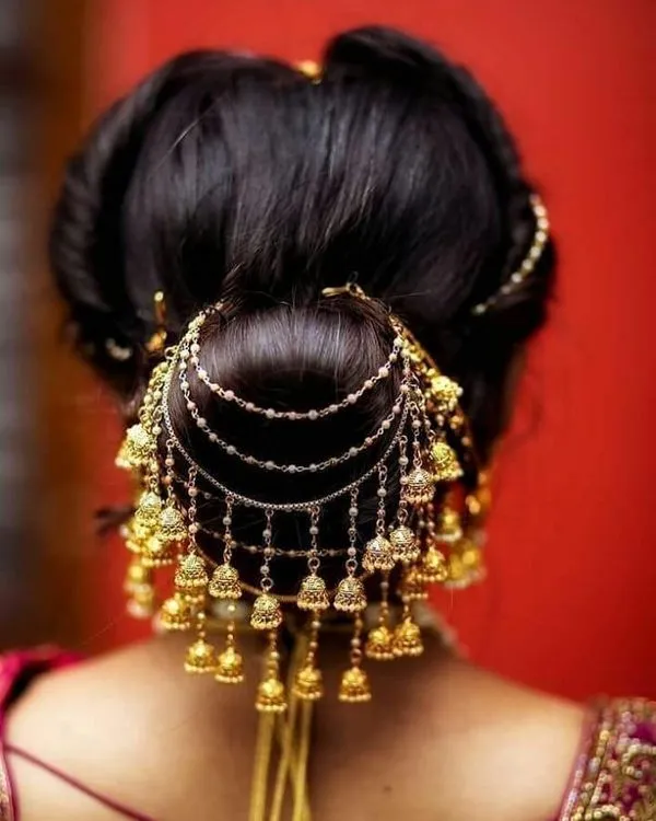 A Classic Juda (Bun) with Gold Accessories